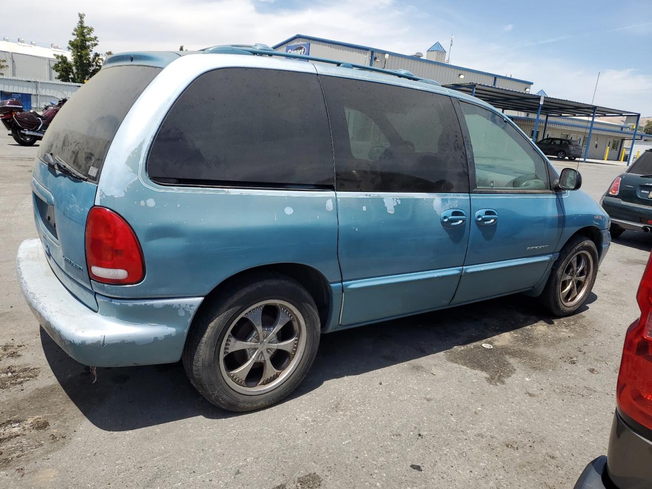 2B4GP45G8WR613101 1998 Dodge Caravan Se