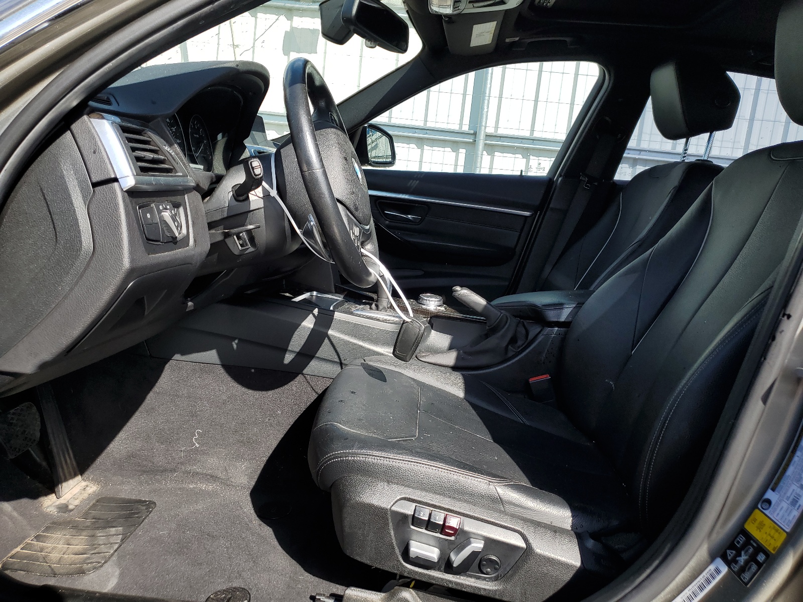 WBA8E3G52GNT78368 2016 BMW 328 Xi Sulev