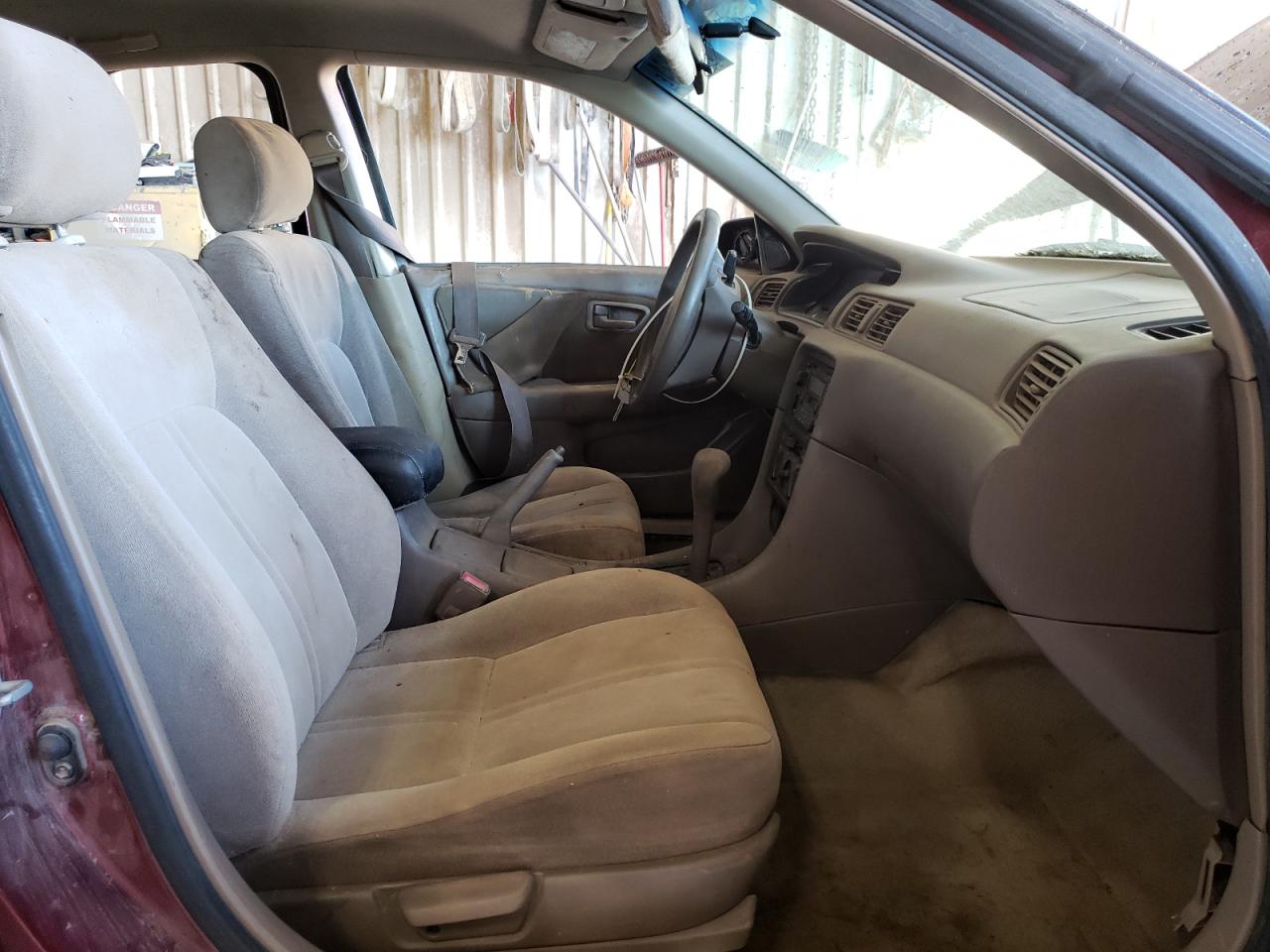 1999 Toyota Camry Le VIN: JT2BG22K2X0294048 Lot: 58981234