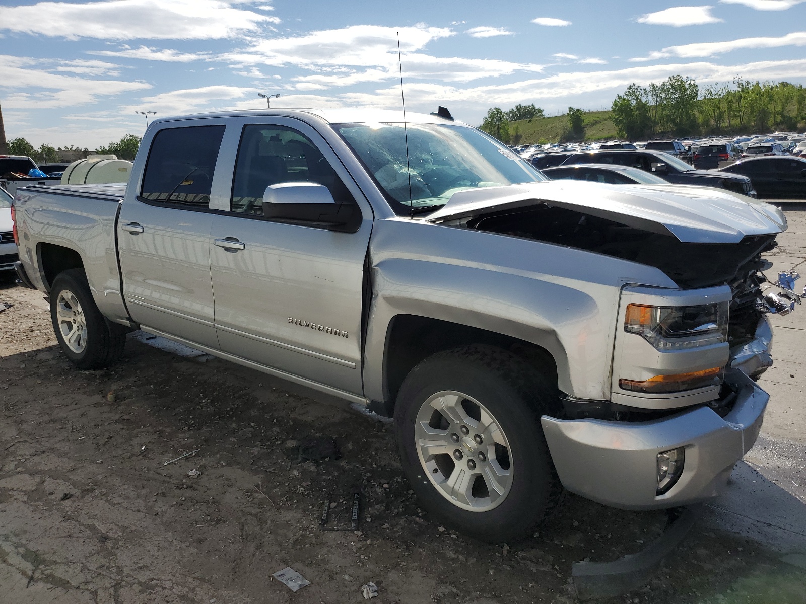 2017 Chevrolet Silverado K1500 Lt vin: 3GCUKREC7HG350316