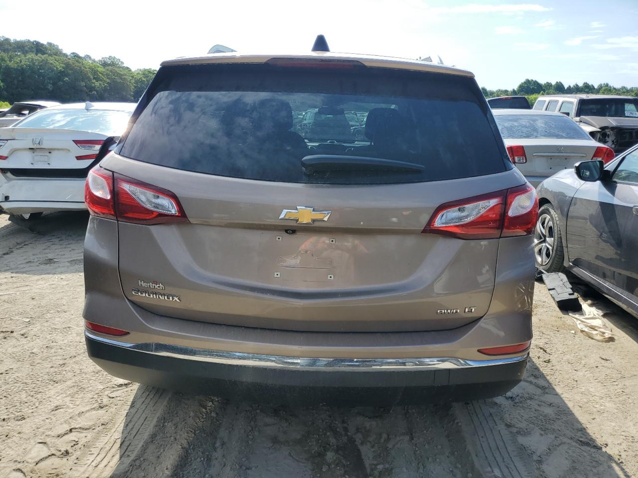 2019 Chevrolet Equinox Lt VIN: 2GNAXUEV2K6143948 Lot: 57075044