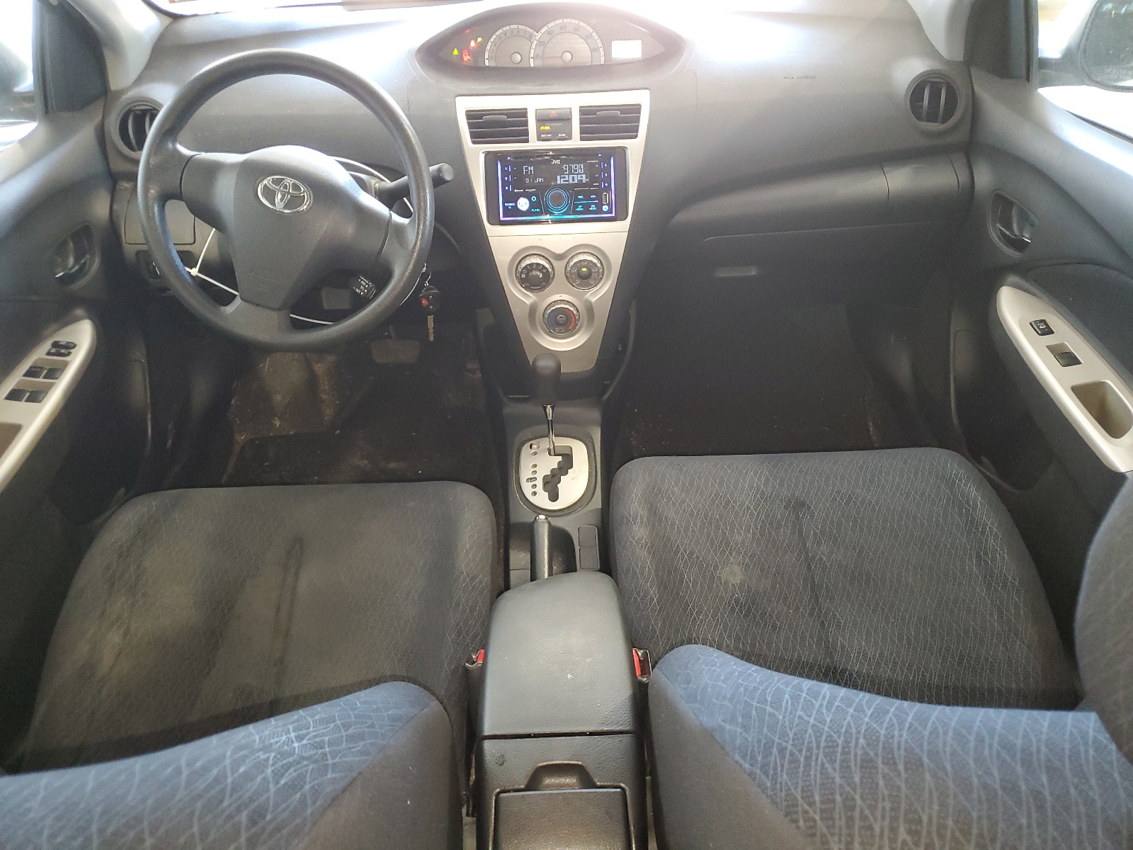 JTDBT923781280100 2008 Toyota Yaris