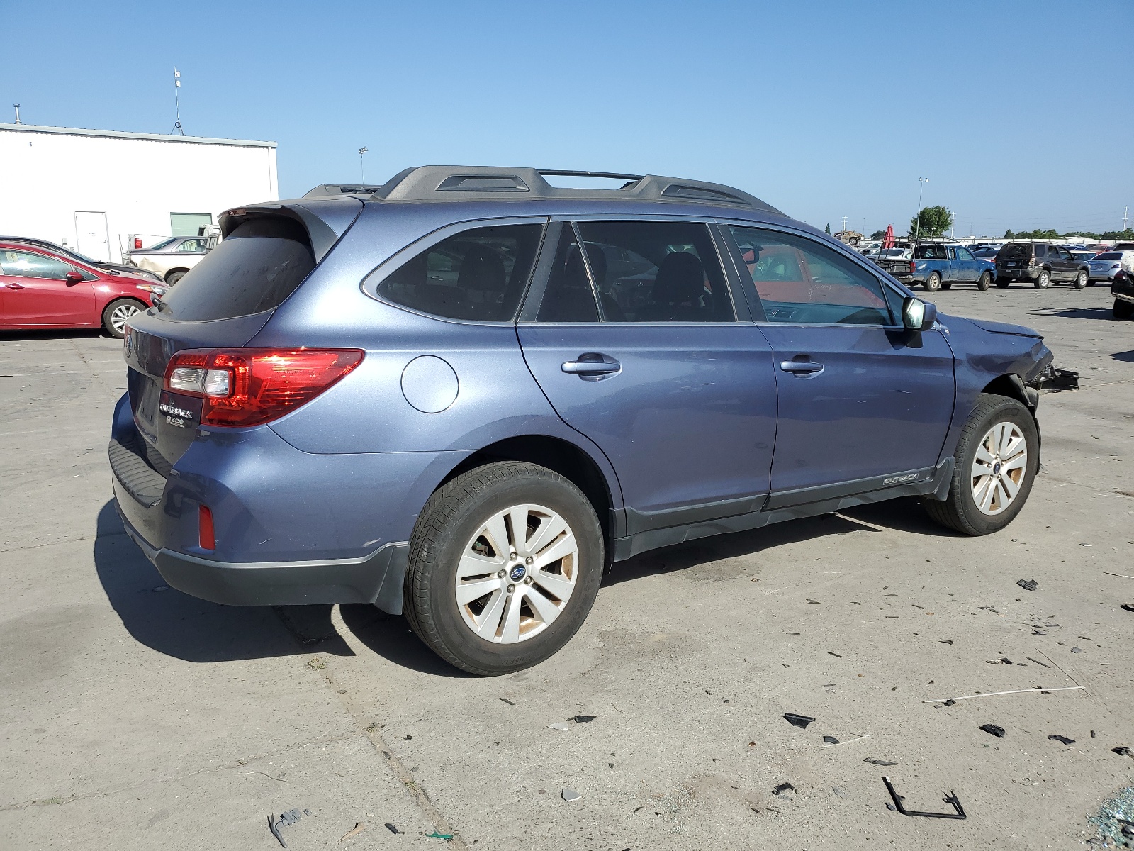 2015 Subaru Outback 2.5I Premium vin: 4S4BSACC9F3337428