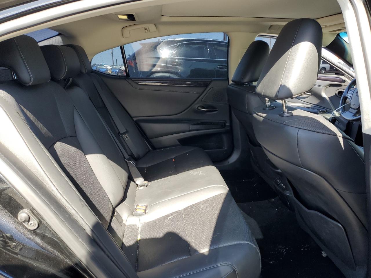 2021 Lexus Es 350 Base VIN: 58ADZ1B17MU110808 Lot: 60803934