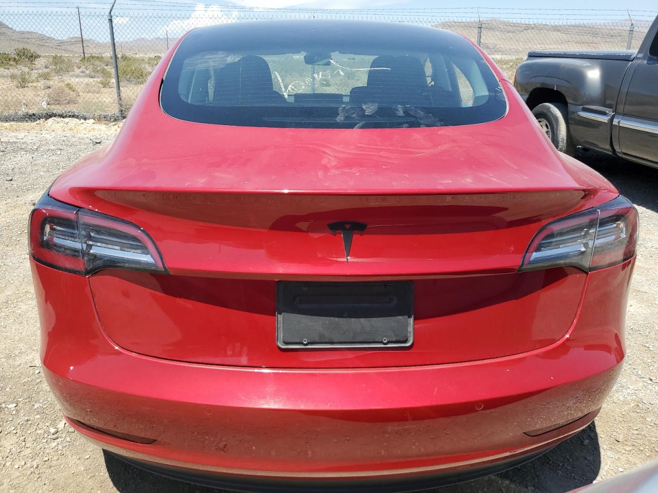 2022 Tesla Model 3 VIN: 5YJ3E1EA1NF186811 Lot: 60307714