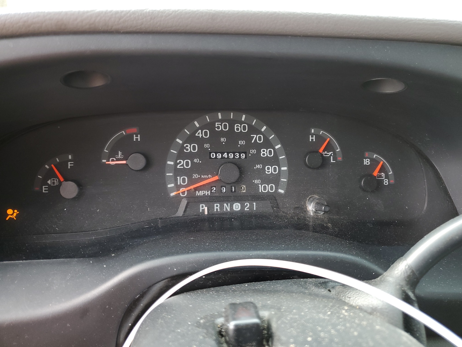 1FBSS31L2XHB37325 1999 Ford Econoline E350 Super Duty Wagon