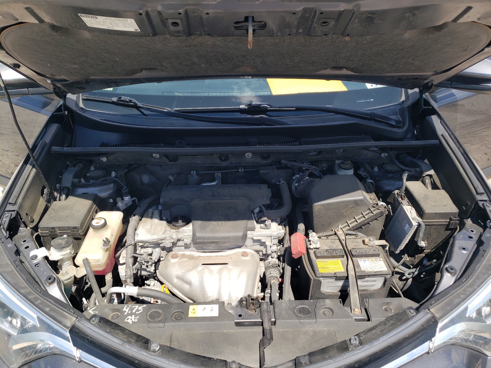 JTMDFREV9HJ153734 2017 Toyota Rav4 Limited