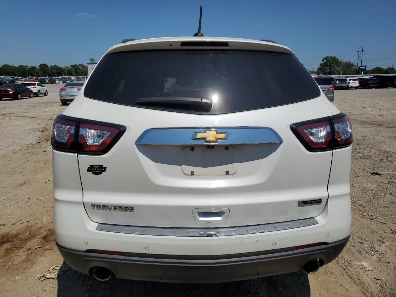 VIN 1GNKRJKD4HJ205242 2017 CHEVROLET TRAVERSE no.6