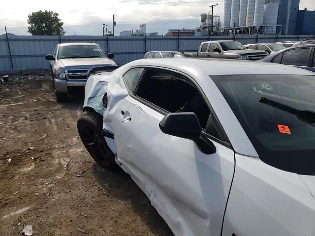 2018 Chevrolet Camaro Lt VIN: 1G1FB1RS7J0161681 Lot: 55203134