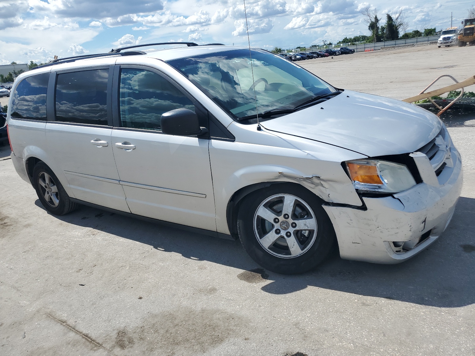 2D4RN3D17AR435847 2010 Dodge Grand Caravan Hero