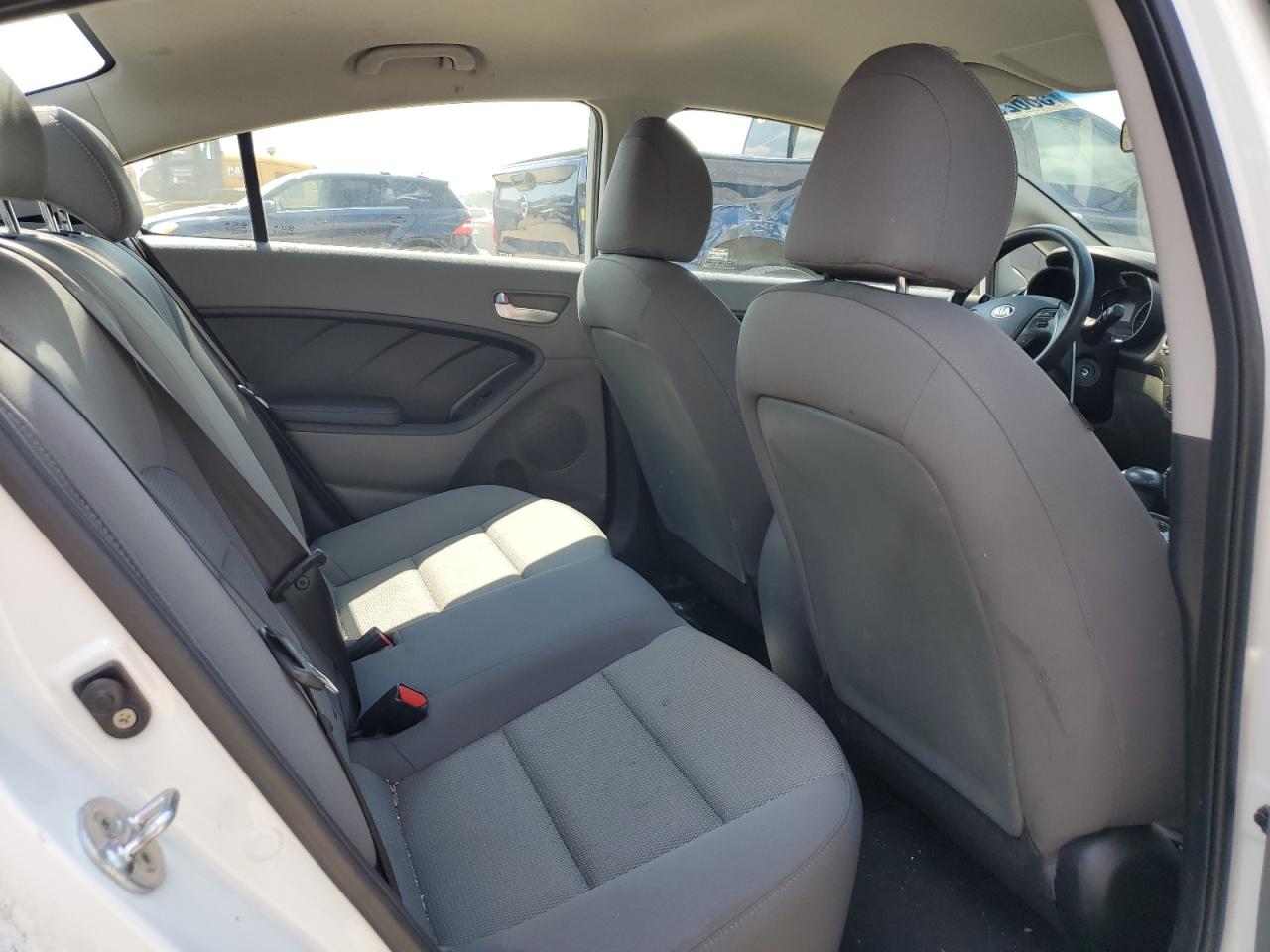 2017 Kia Forte Lx VIN: 3KPFK4A7XHE131432 Lot: 58626694