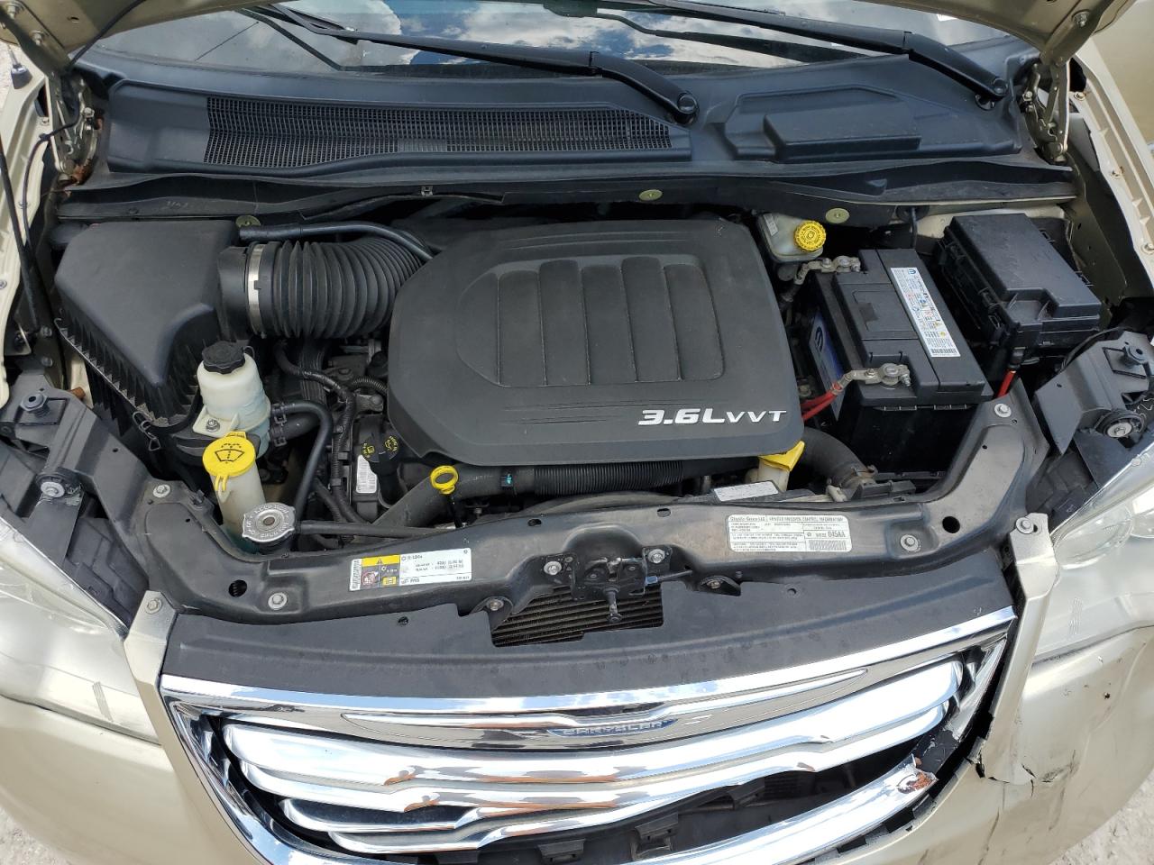 2011 Chrysler Town & Country Touring VIN: 2A4RR5DG7BR664977 Lot: 59073724