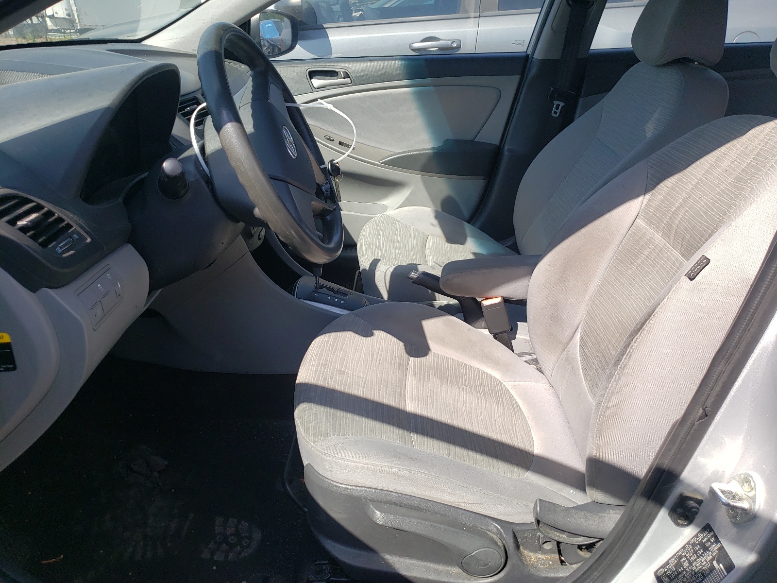 KMHCT4AEXGU029607 2016 Hyundai Accent Se