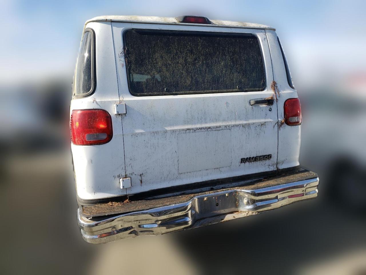 1999 Dodge Ram Wagon B3500 VIN: 2B5WB35Z4XK518451 Lot: 73903083