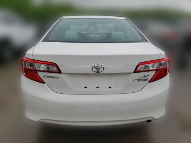  TOYOTA CAMRY 2013 Білий