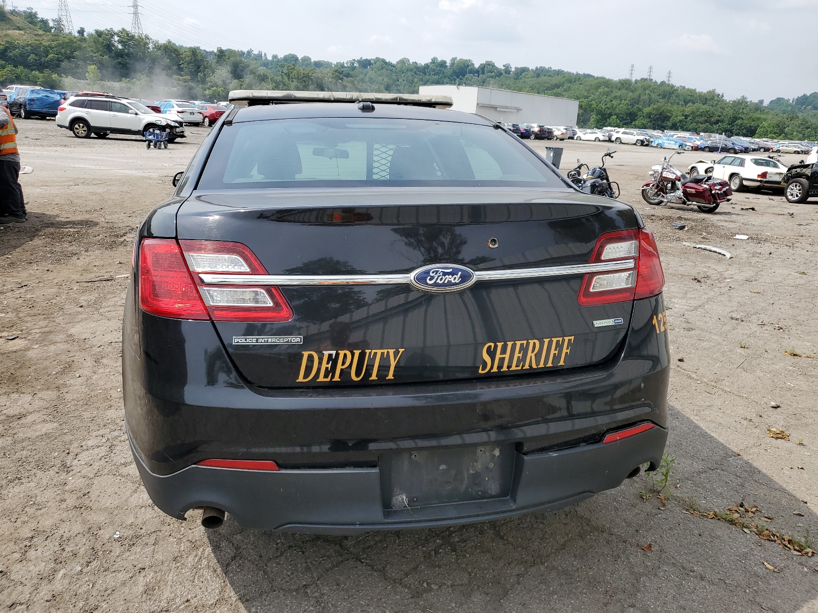 1FAHP2MK7FG153888 2015 Ford Taurus Police Interceptor