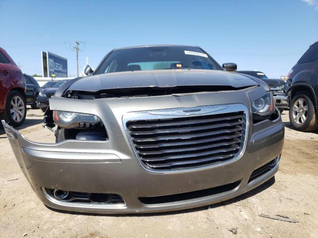  CHRYSLER 300 2012 Серебристый