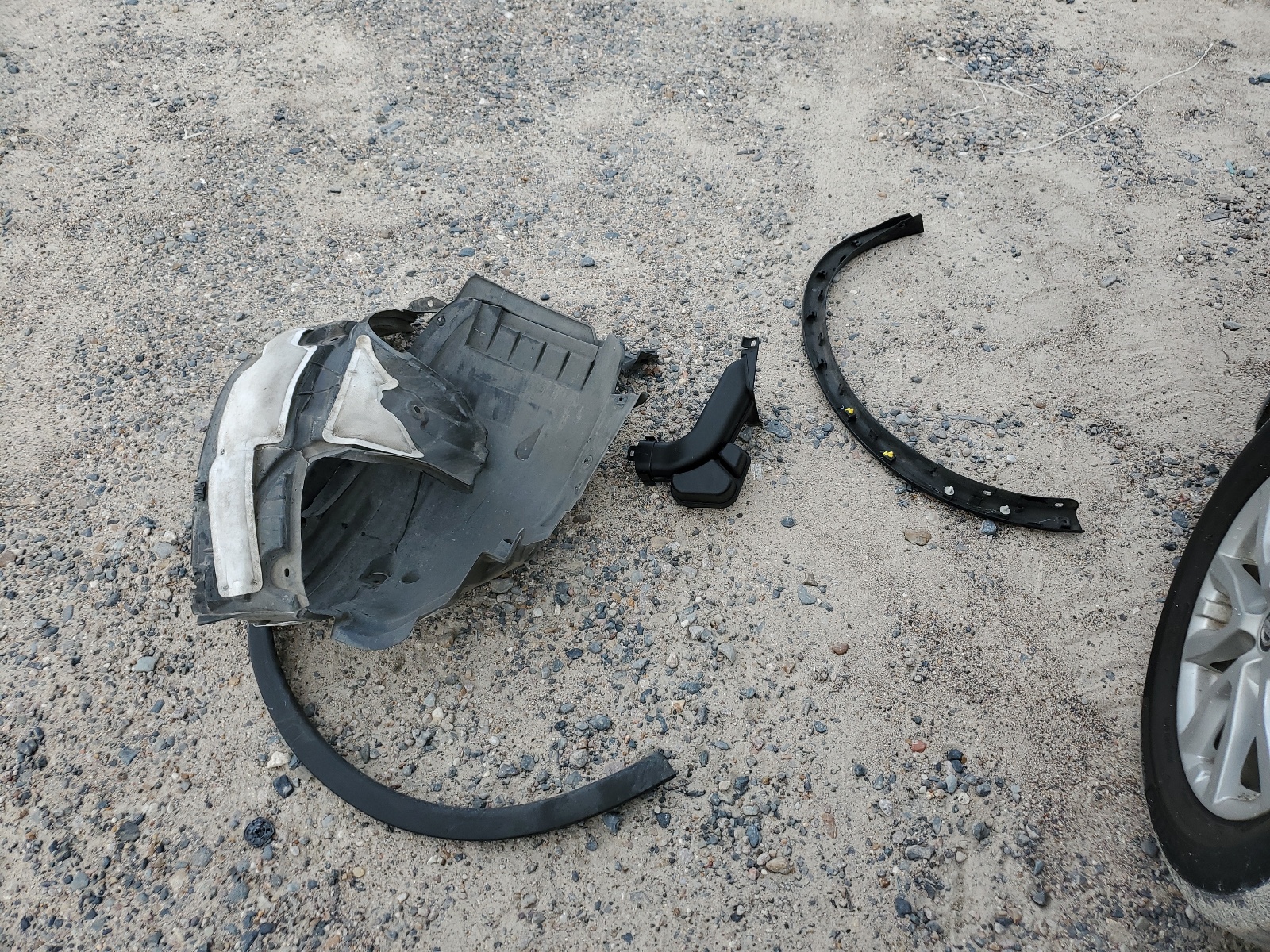 5N1AT2MT4JC767454 2018 Nissan Rogue S