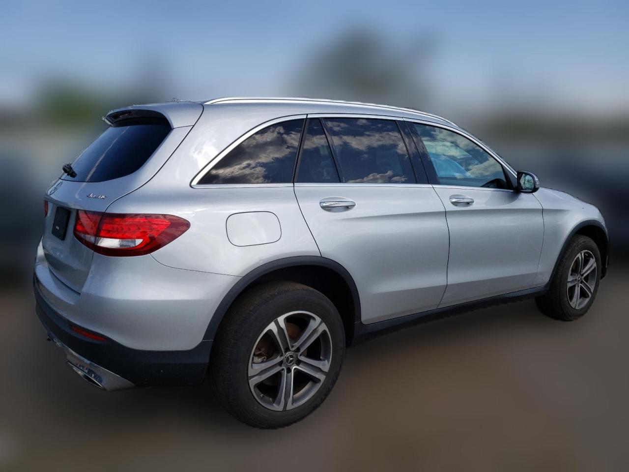 2018 Mercedes-Benz Glc 300 4Matic VIN: WDC0G4KB2JV099761 Lot: 52332594