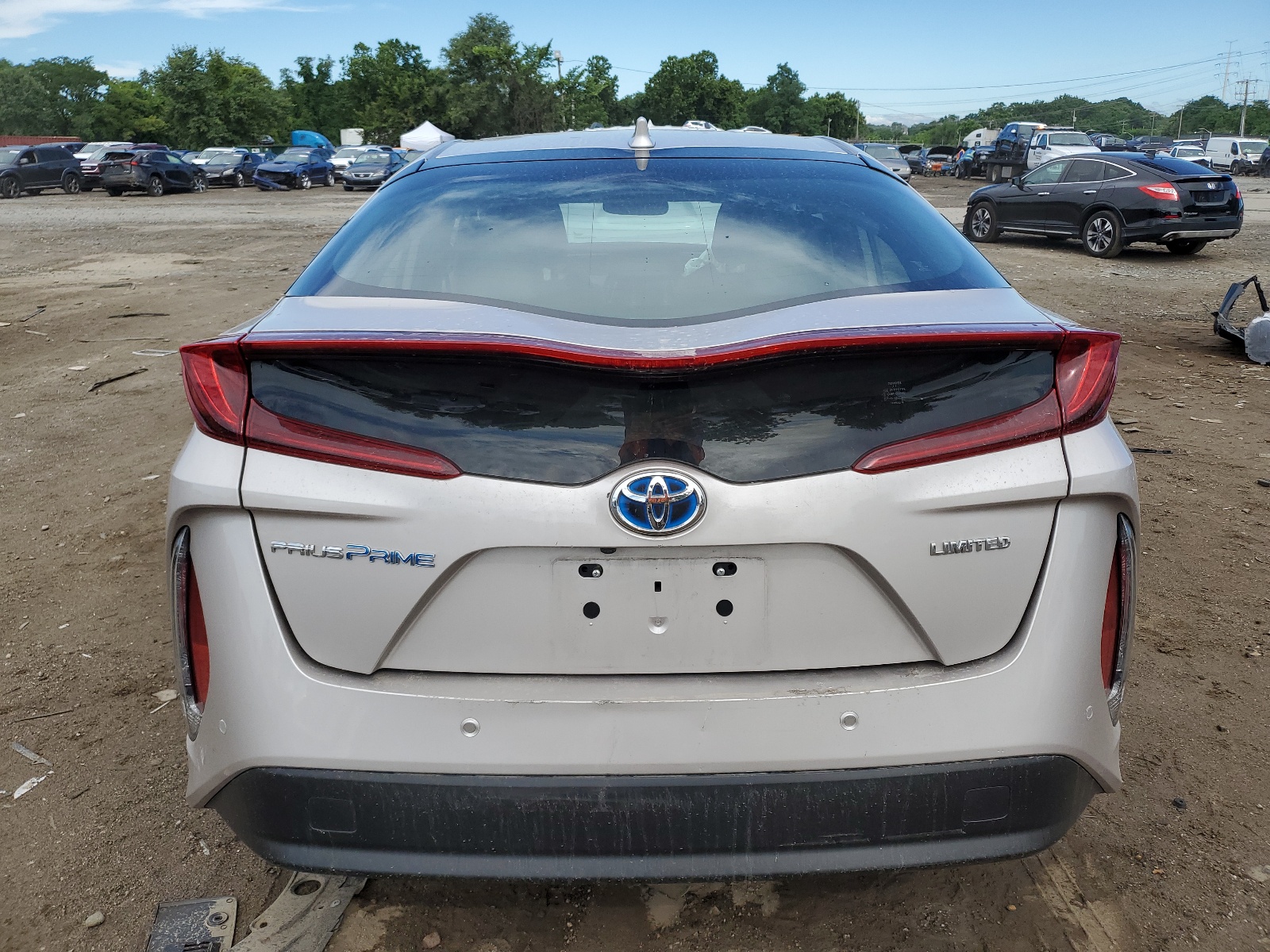 JTDKAMFP7N3216127 2022 Toyota Prius Prime Le
