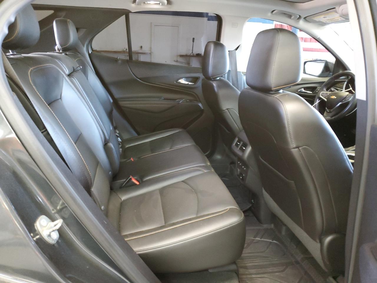 2018 Chevrolet Equinox Premier VIN: 2GNAXWEX6J6193117 Lot: 65248684