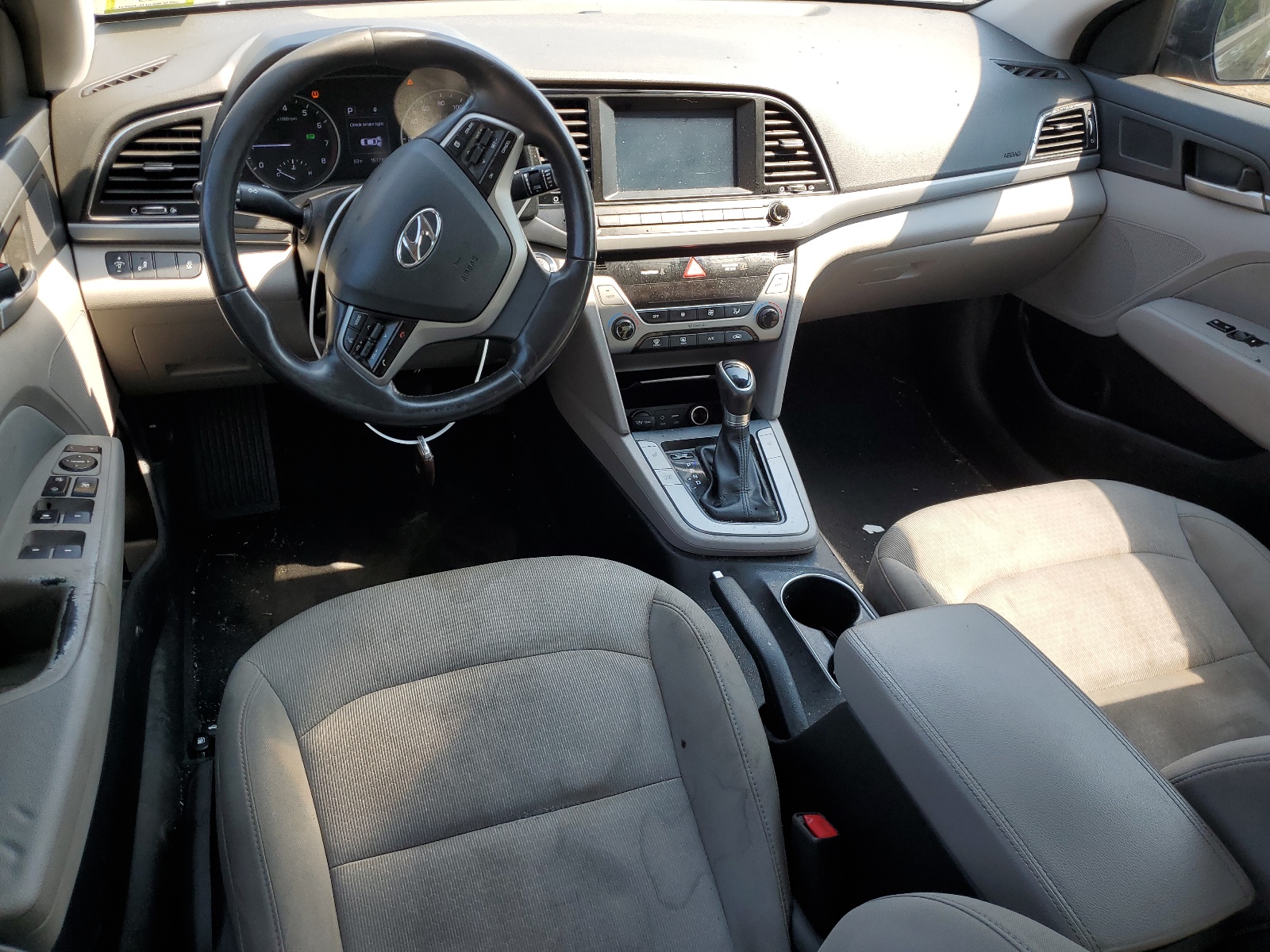 5NPD84LF3HH014202 2017 Hyundai Elantra Se