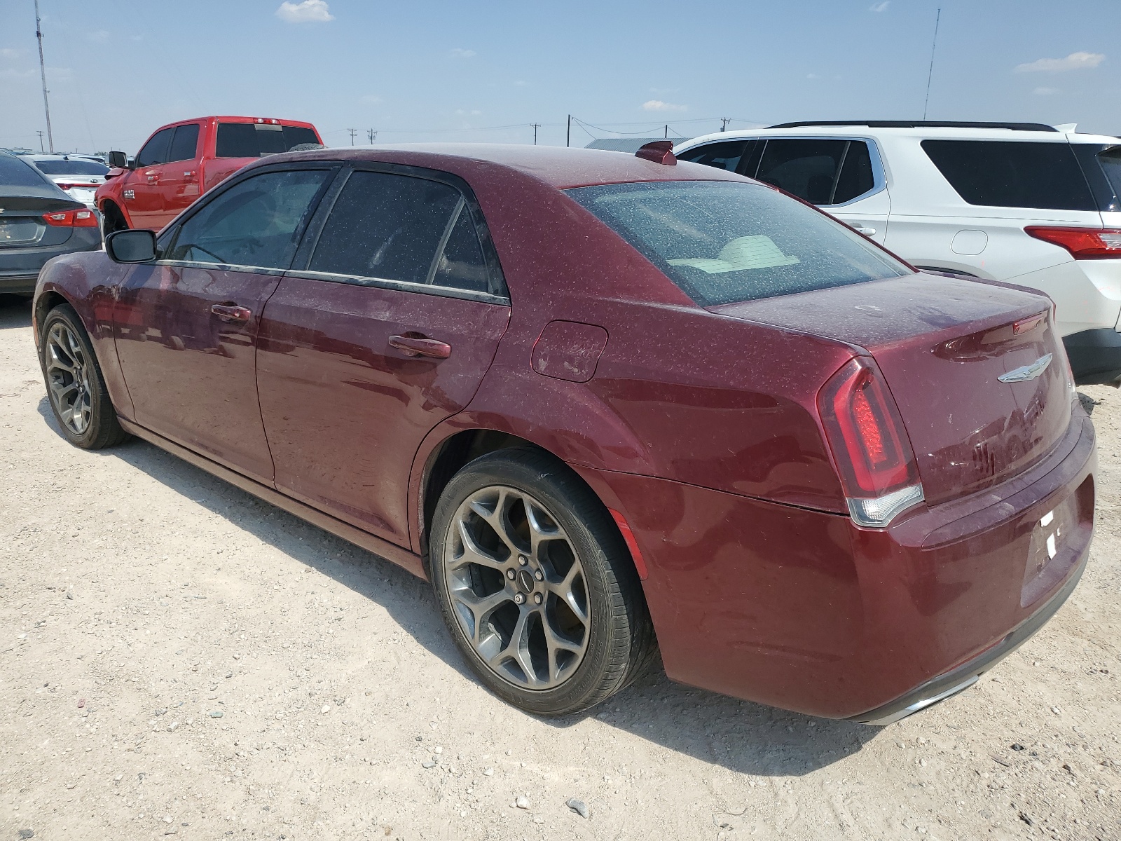 2018 Chrysler 300 Touring vin: 2C3CCAAG4JH264376