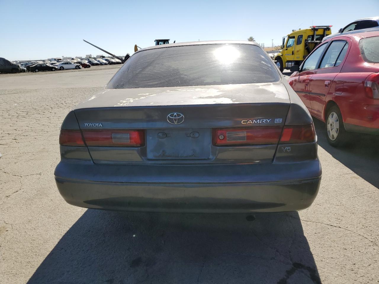 1999 Toyota Camry Le VIN: JT2BF28K4X0227817 Lot: 60854494