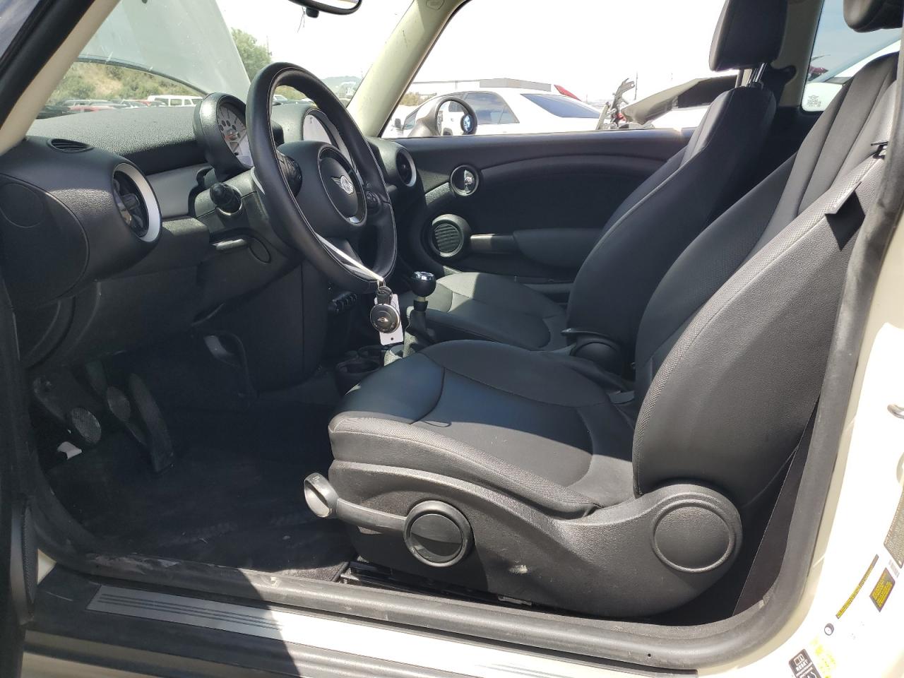 2013 Mini Cooper VIN: WMWSU3C51DT374348 Lot: 59145724