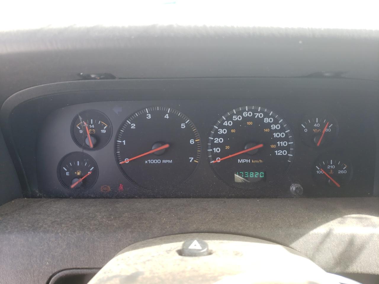 2000 Jeep Grand Cherokee Laredo VIN: 1J4GW48N2YC174791 Lot: 58687034