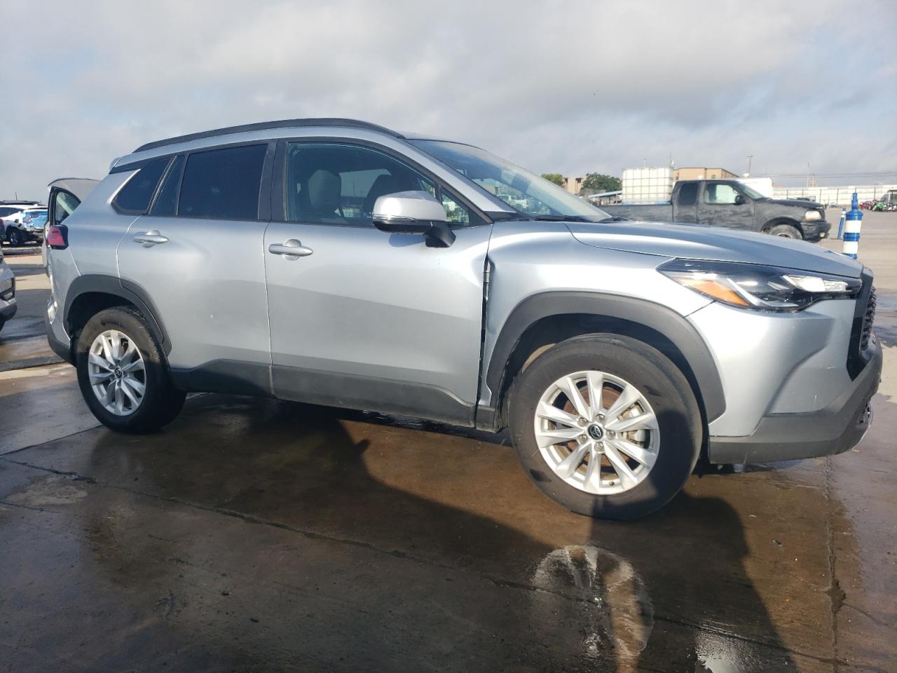 2022 Toyota Corolla Cross Le VIN: 7MUCAABG4NV024998 Lot: 59322984