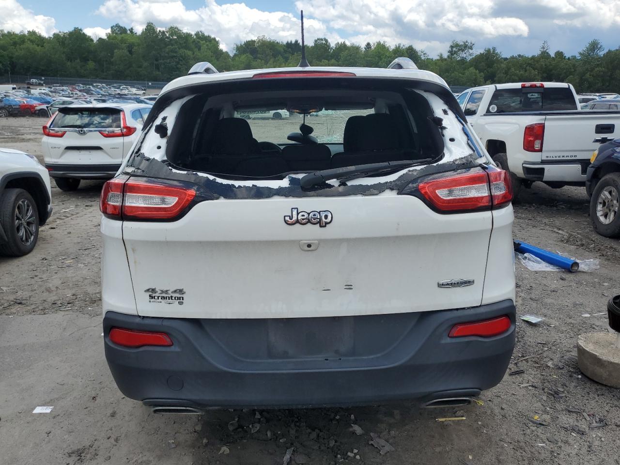 2016 Jeep Cherokee Latitude VIN: 1C4PJMCS1GW142624 Lot: 60748304