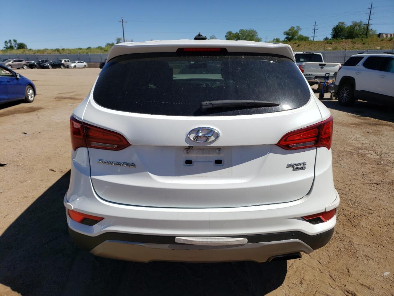 5NMZTDLB1HH011801 2017 Hyundai Santa Fe Sport