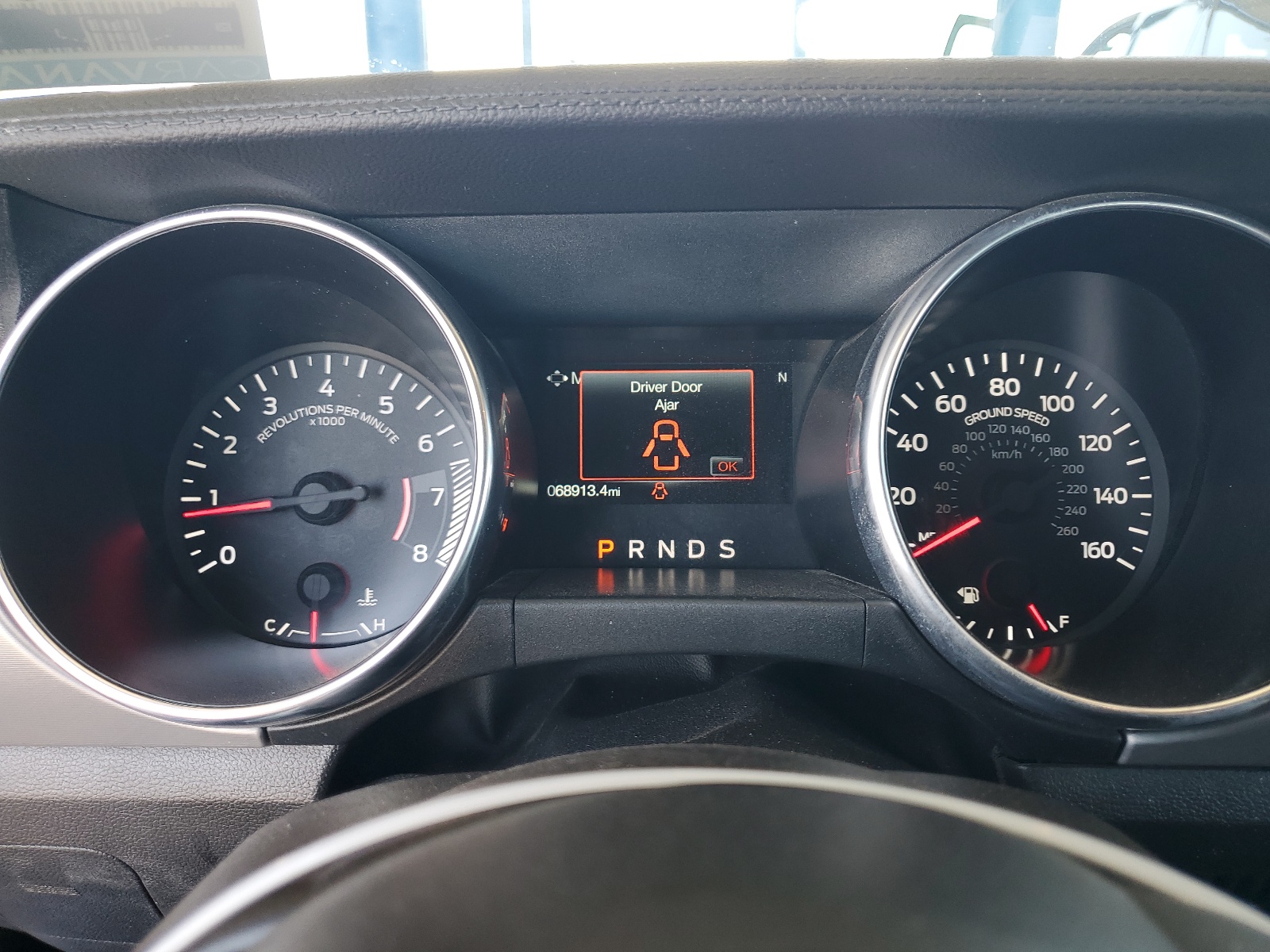 1FATP8UH3M5121031 2021 Ford Mustang