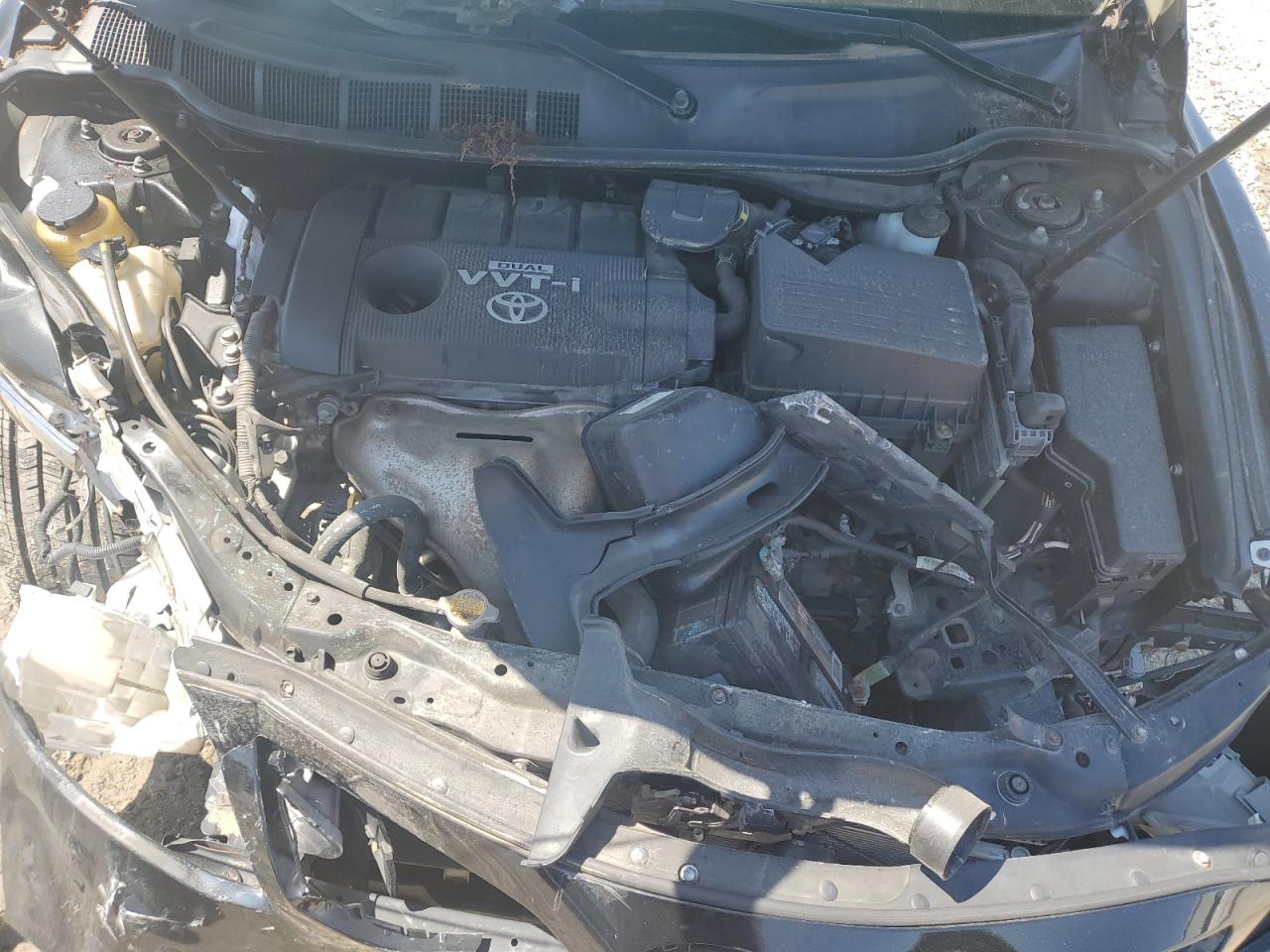 2010 Toyota Camry - Image 11