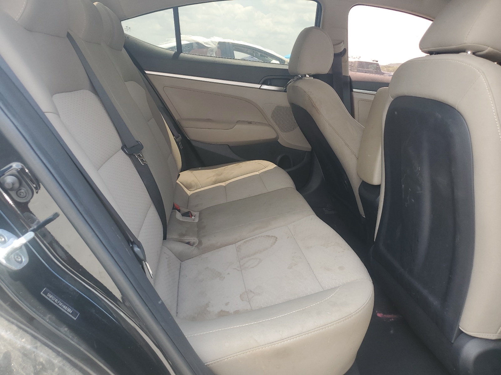 5NPD74LF5KH487884 2019 Hyundai Elantra Se