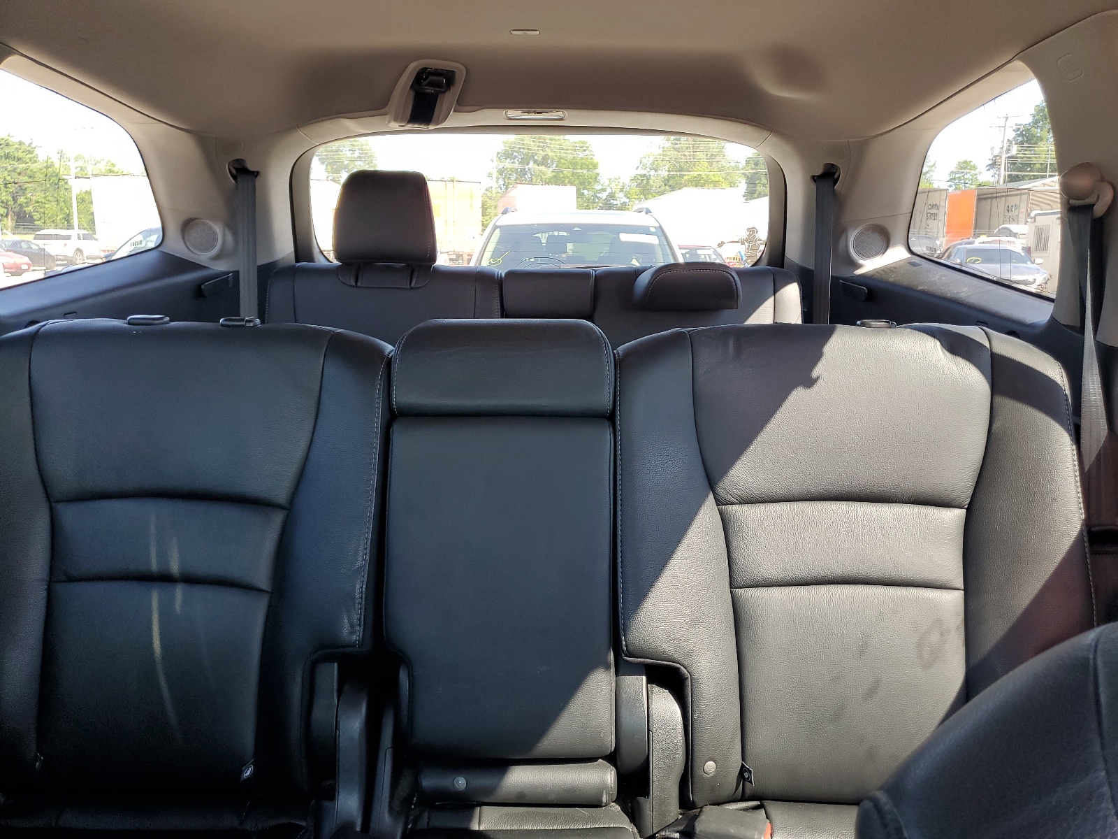 5FNYF6H93HB084643 2017 Honda Pilot Touring