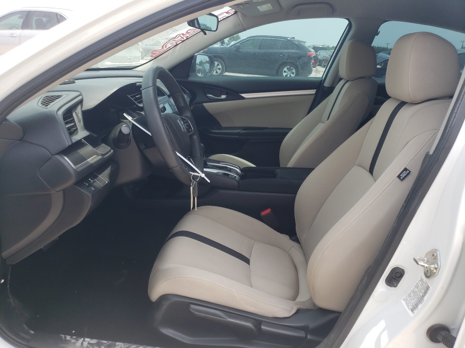 19XFC2F65KE008145 2019 Honda Civic Lx