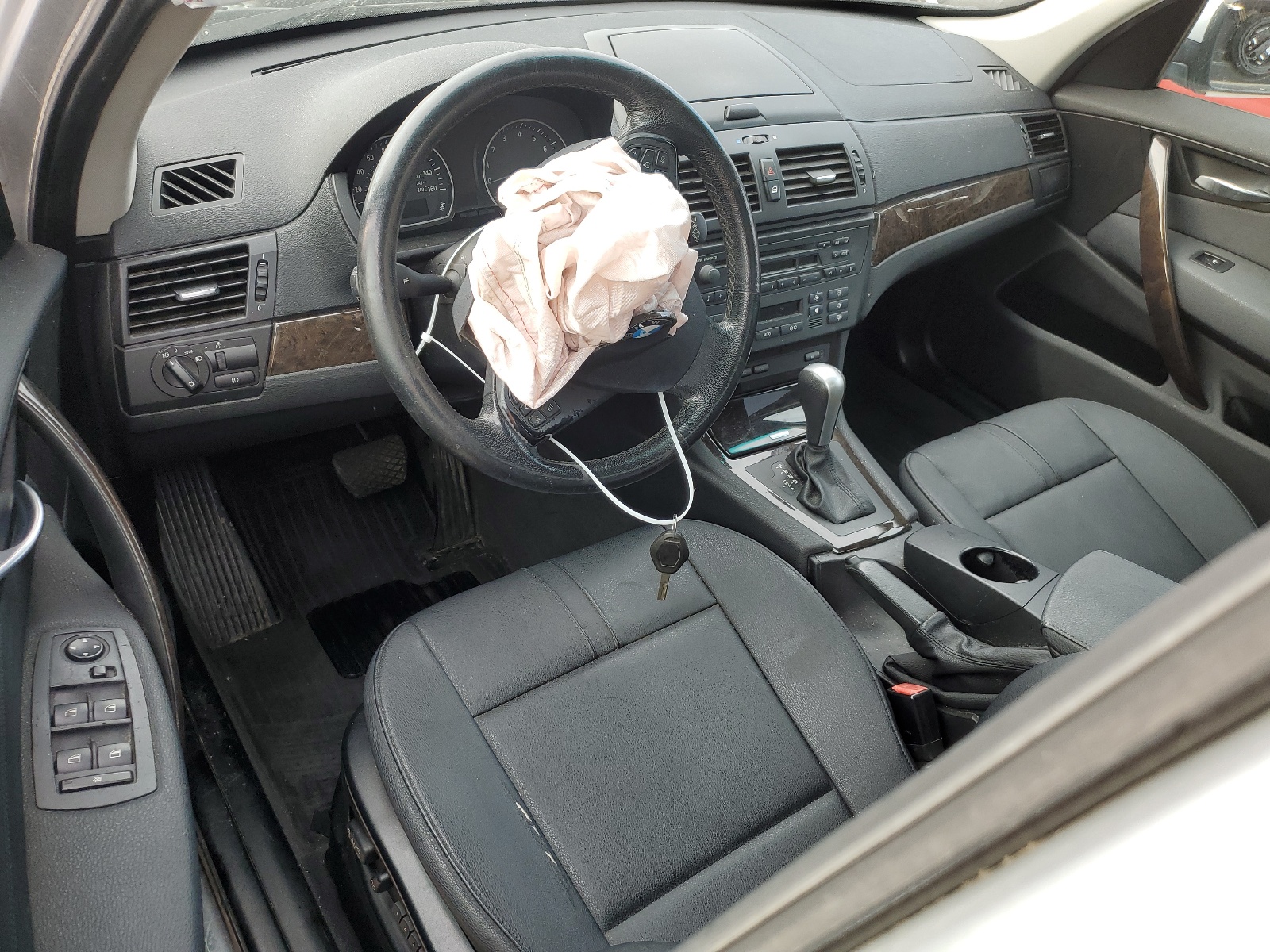 WBXPC93437WF03608 2007 BMW X3 3.0Si