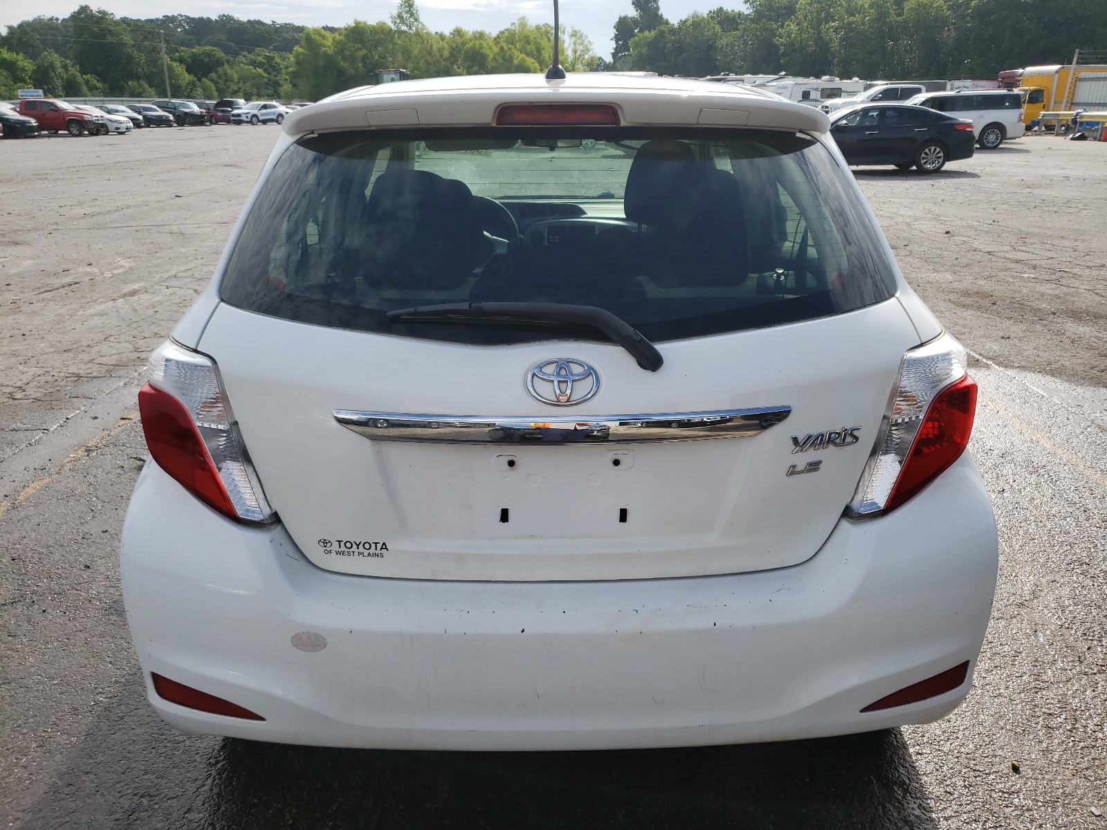 JTDKTUD38CD513392 2012 Toyota Yaris