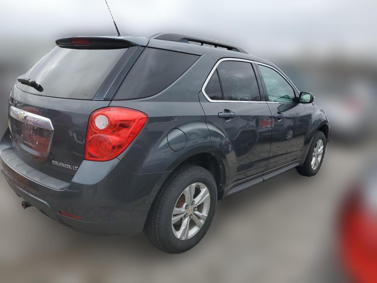 2010 Chevrolet Equinox - Image 3