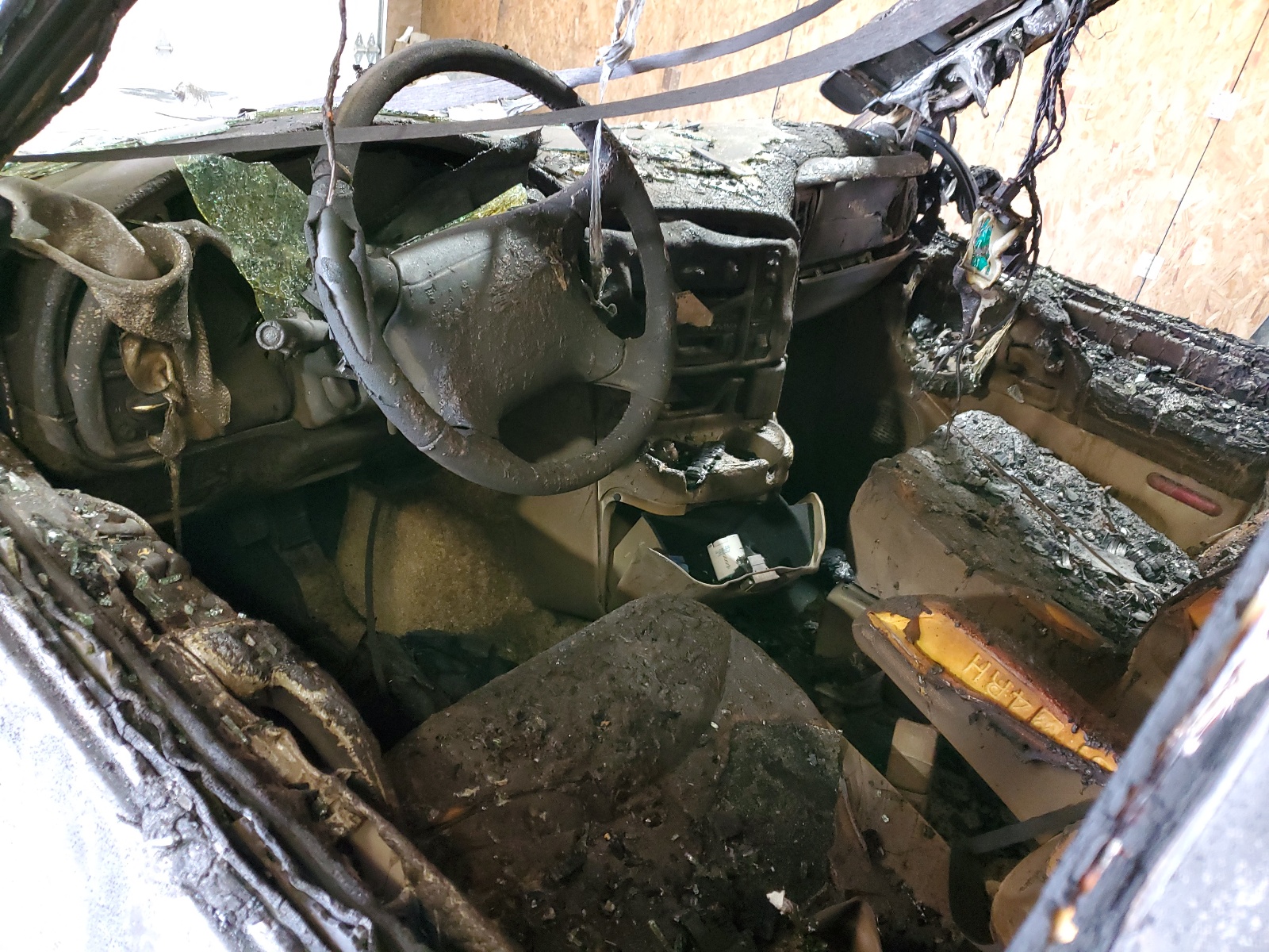 1GDDM19W4VB554488 1997 GMC Safari Xt