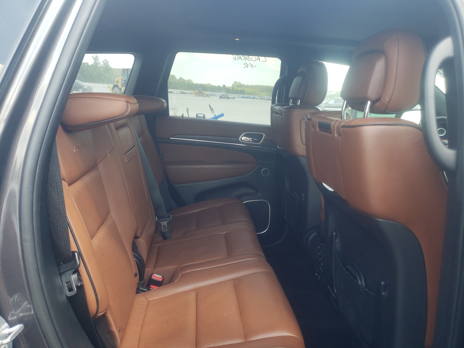 1C4RJFJG7JC410748 2018 Jeep Grand Cherokee Summit