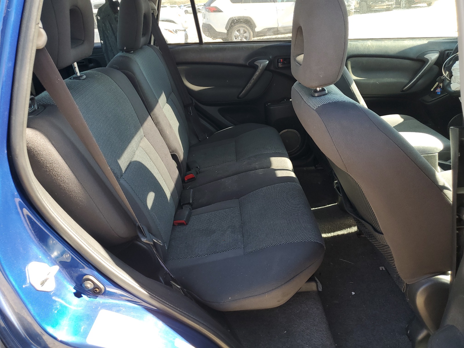 JTEHD20VX40022510 2004 Toyota Rav4