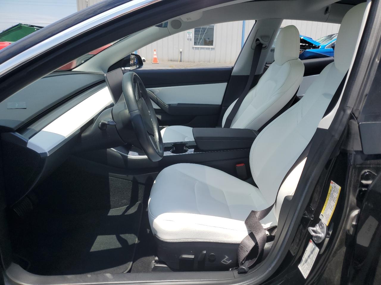 5YJ3E1EB3JF097003 2018 Tesla Model 3