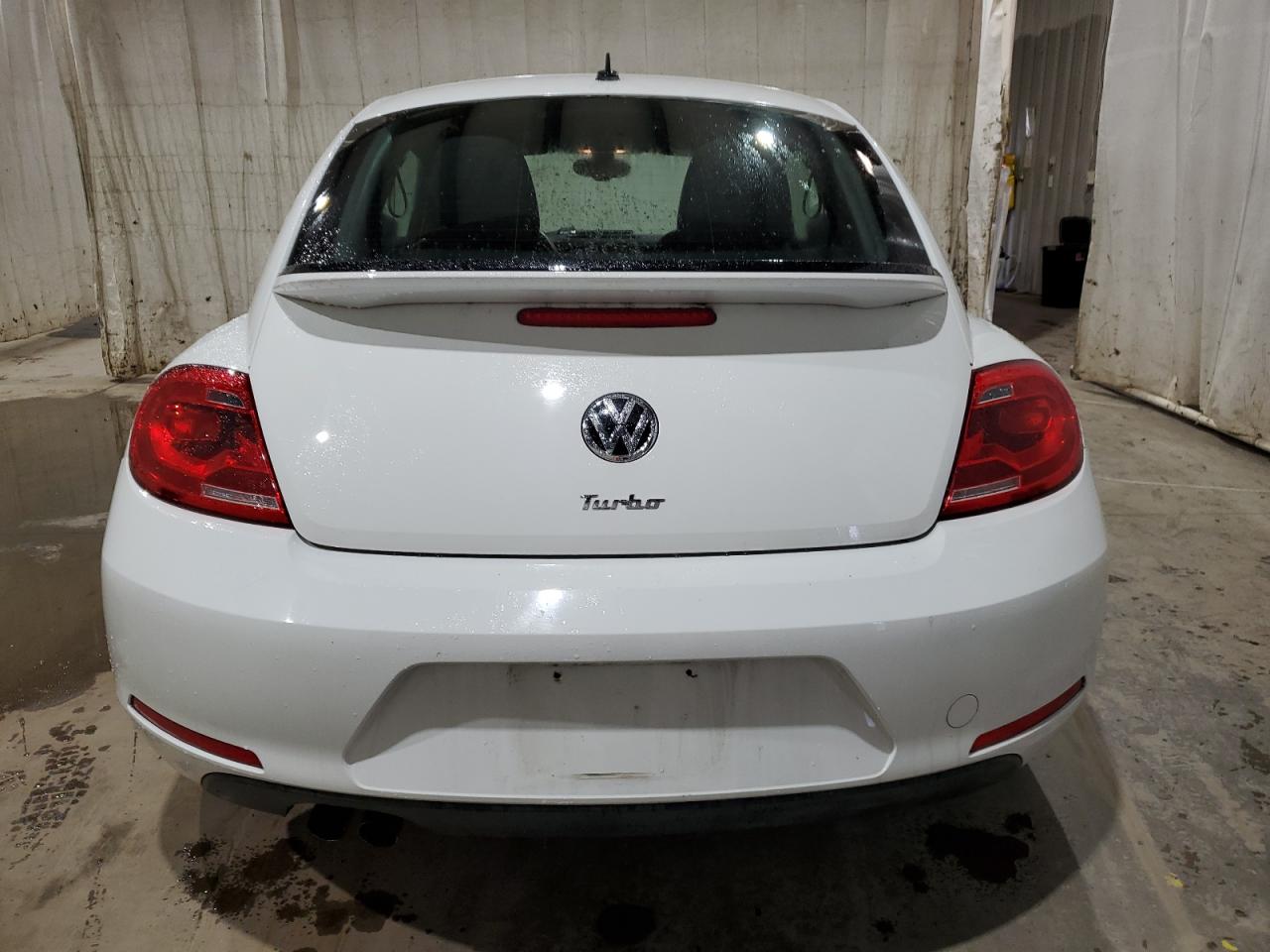 3VWF17AT2GM634455 2016 Volkswagen Beetle 1.8T