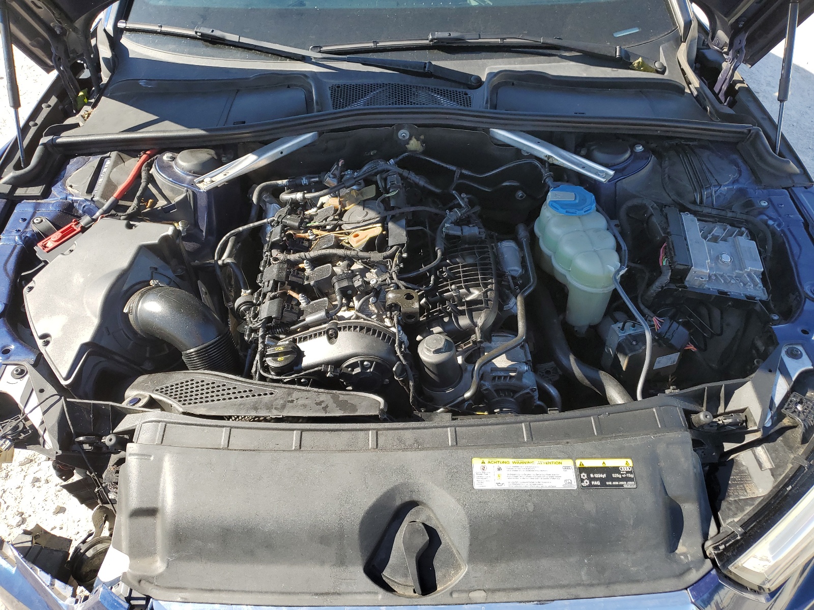 WAUENAF47JN002787 2018 Audi A4 Premium Plus