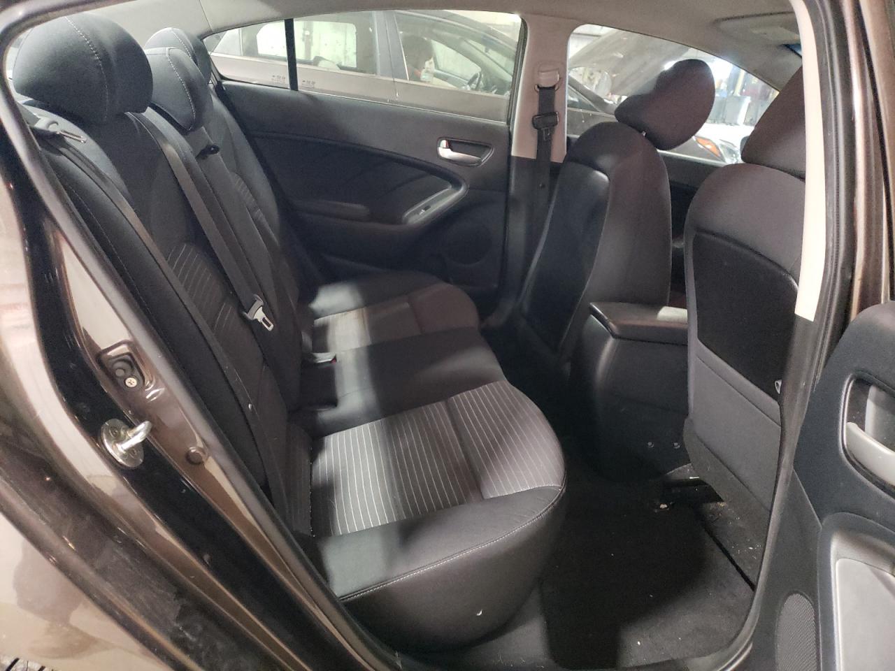 2017 Kia Forte Lx VIN: 3KPFL4A75HE017335 Lot: 58402364