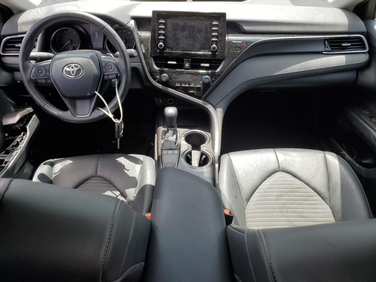 2023 Toyota Camry - Image 8