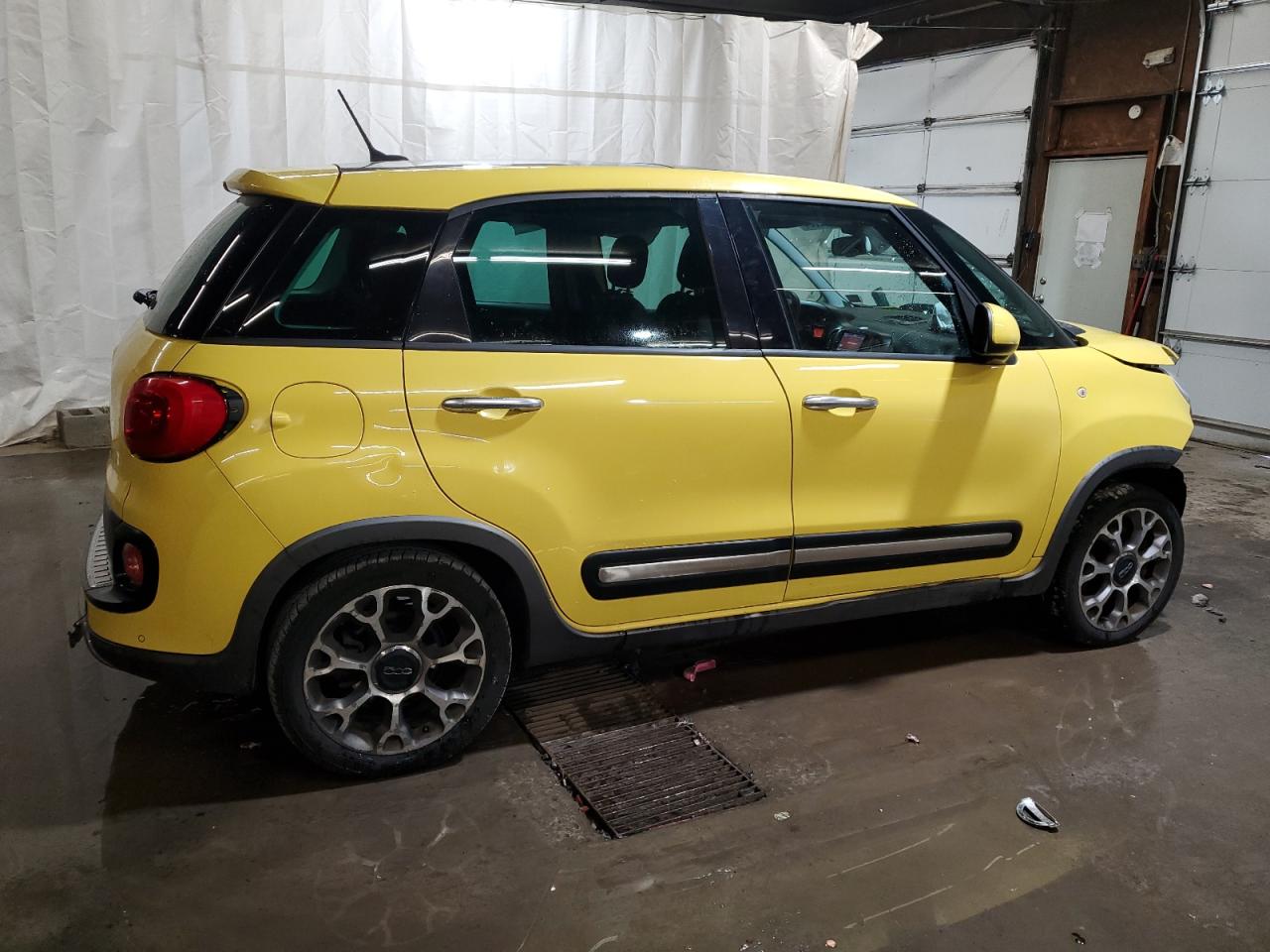 2014 Fiat 500L Trekking VIN: ZFBCFADH2EZ010827 Lot: 60602064